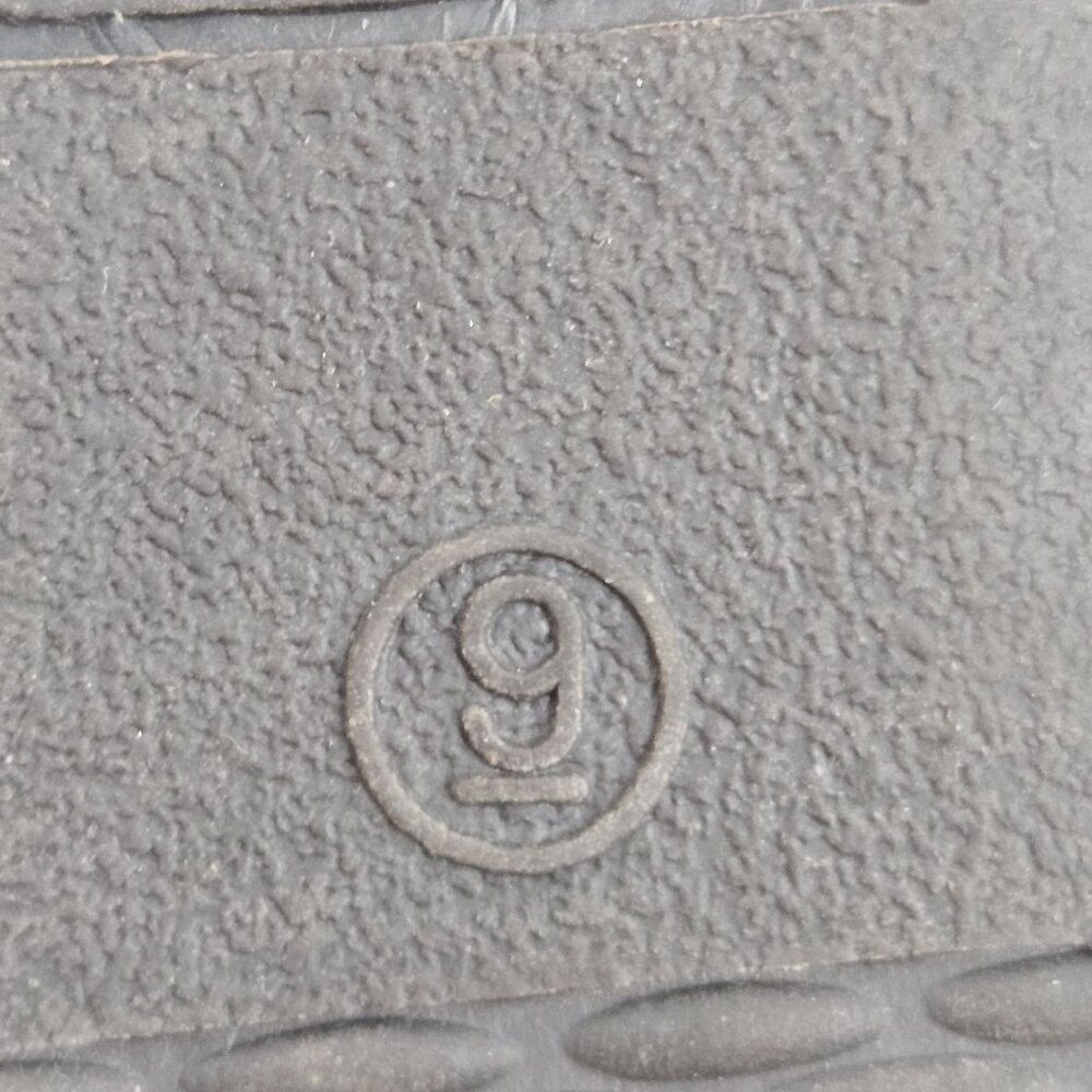 Coach And Four Tan Suede Womens Moccasins Size 9 Brown Laces Rubber Sole Flats - Picture 3 of 9